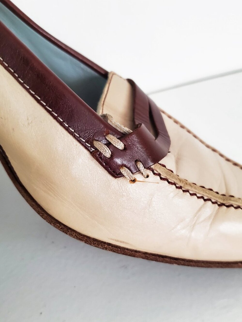Tod's Penny Loafer Beige & Brown Leather Kitten Heel Pumps Sz 38.5 - Picture 4 of 13